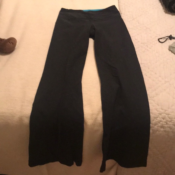 Lululemon reversible pants - Picture 4 of 4